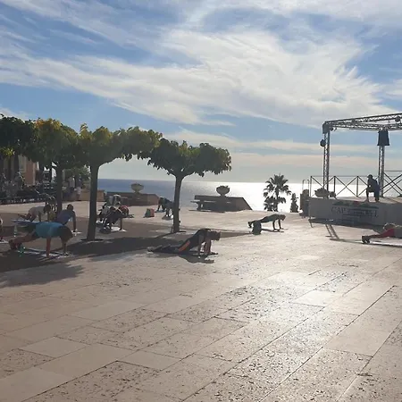 French Riviera Grand Oasis -cap Esterel Sea, Pools & Mountains * Сен-Рафаель