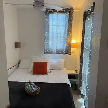 French Riviera Grand Oasis -cap Esterel Sea, Pools & Mountains